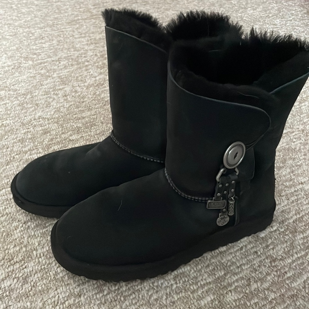 Black UGG Azalea Charm Ankle Boots (size 8)